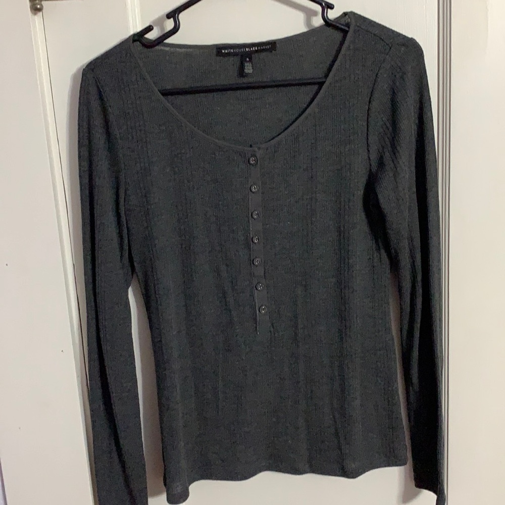 Whitehouse black market small long sleeve shirt